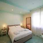Victory's Luxury House With Jacuzzi On The Roof Villa *