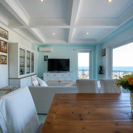 Victory's Luxury House With Jacuzzi On The Roof