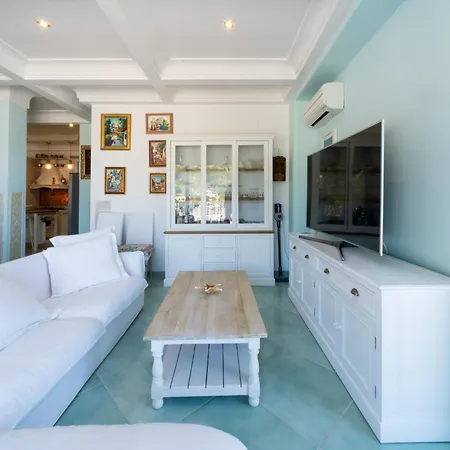 Victory's Luxury House With Jacuzzi On The Roof 빌라 카사밋쵸라테르메